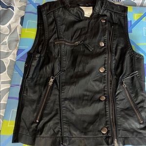 🎒Leather vest🎒